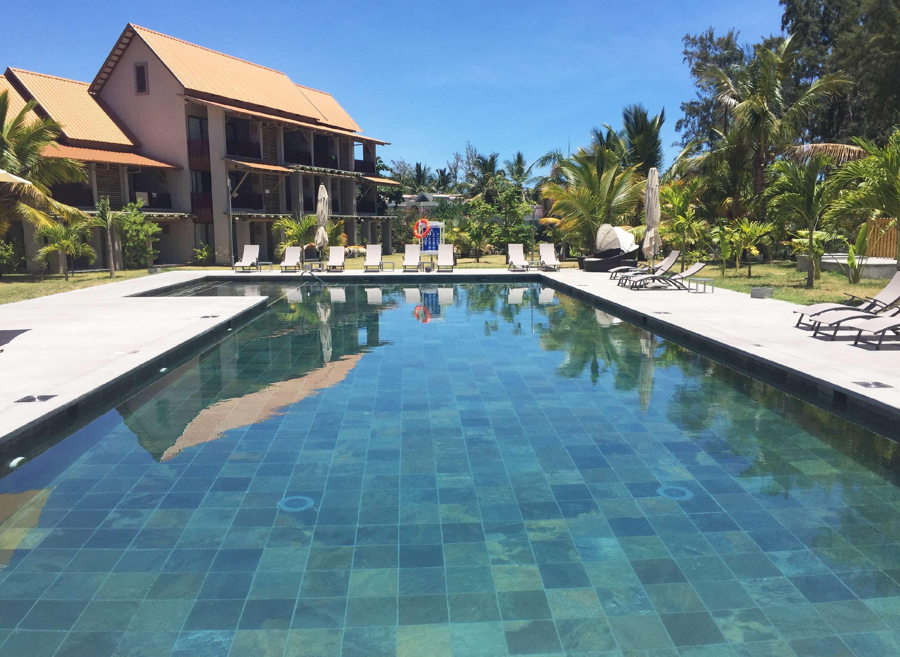 Crystals Beach Resort Belle Mare, A Member Of Radisson Individuals Palmar Exteriör bild