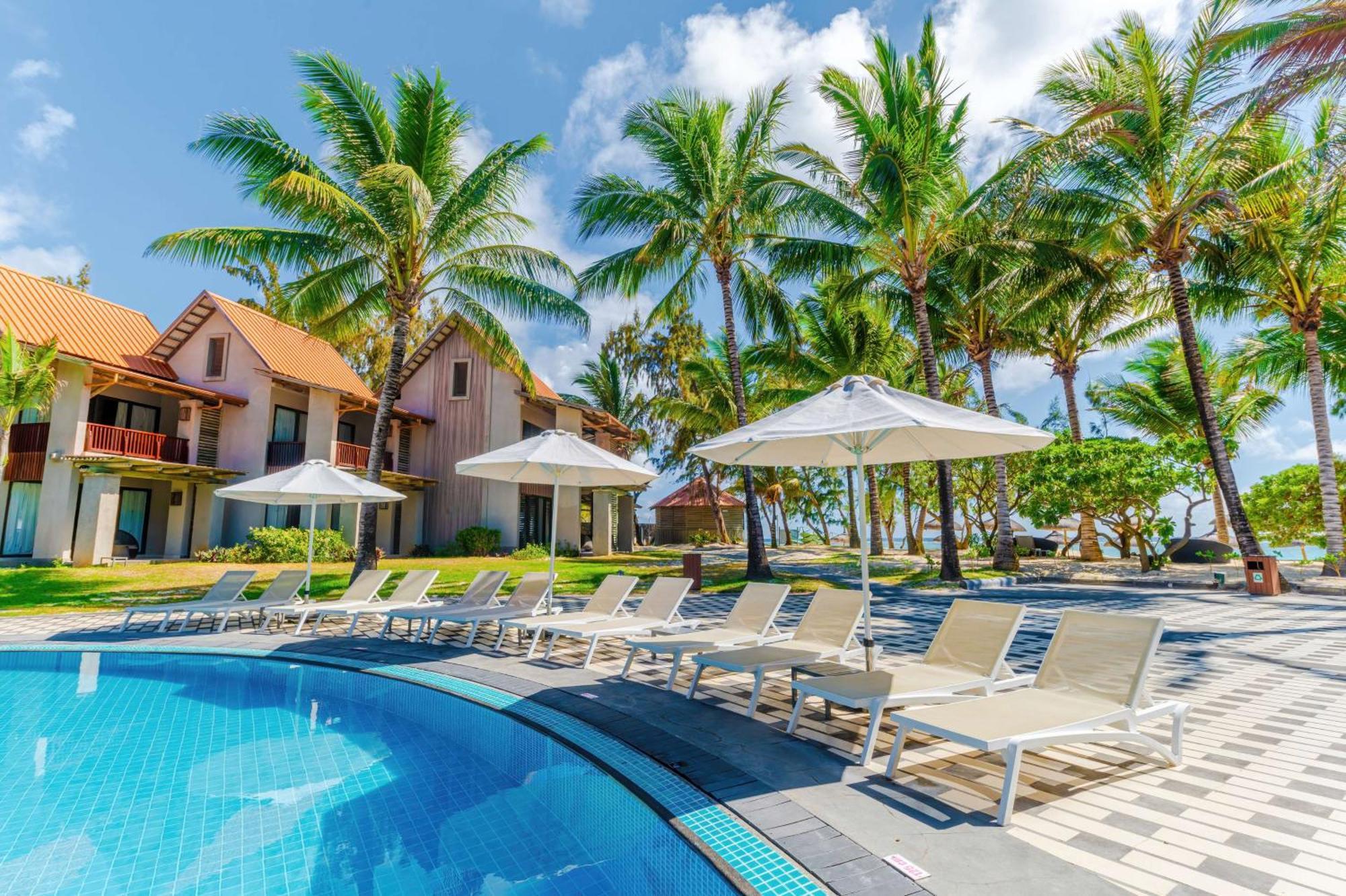 Crystals Beach Resort Belle Mare, A Member Of Radisson Individuals Palmar Exteriör bild